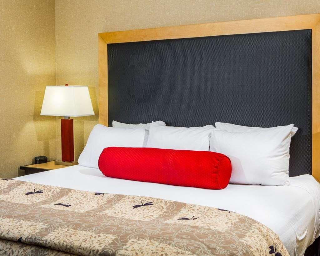 Cambria Hotel Траверс-Сити Номер фото